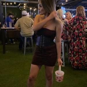 Meet your Posher, Daniela